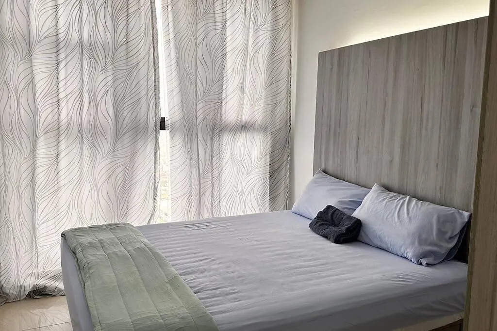 Luxury 2Bedroom 2 Bathroom Apartment Klcc View-Trion Kl Kuala Lumpur 0*,  Malaysia